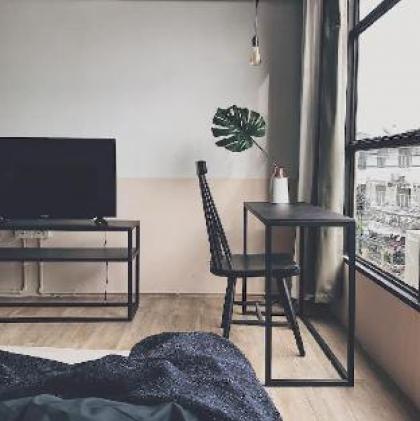 Beige Poshtels Dry brush room near DMK - image 3