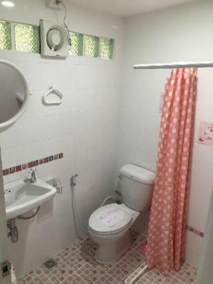 Very Cute Room& Walk Distance to Bangkok Hospital - image 5