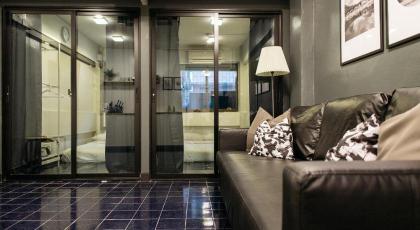 T2 2 Bedrooms 6 guests Full kitchen 1 min to BTS - image 25