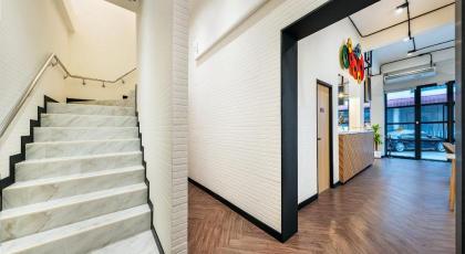 Siam Subway Hostel and Cafe - image 26
