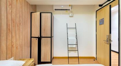 Siam Subway Hostel and Cafe - image 27