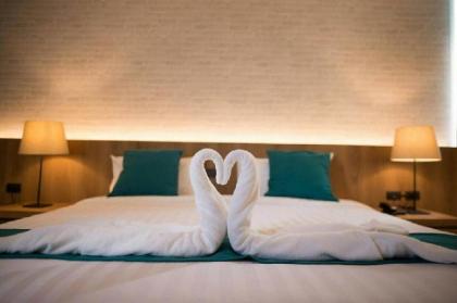 B Stay Hotel - image 2