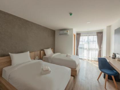 B2 Huai Khwang Premier Hotel - image 22