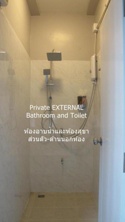 Sleepy and Homey Don Mueang Airport Hostel - image 30