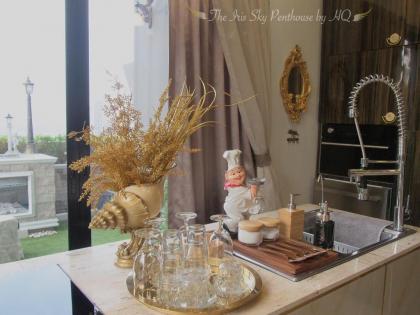 Zenithar Penthouse - image 25