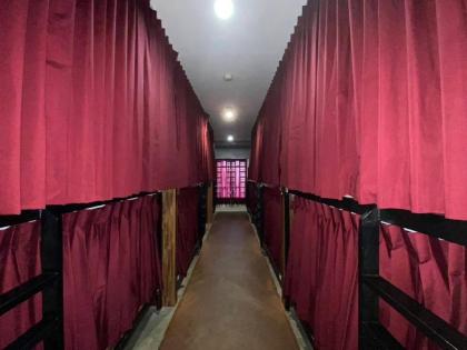 Buri Hostel Bangkok - image 30