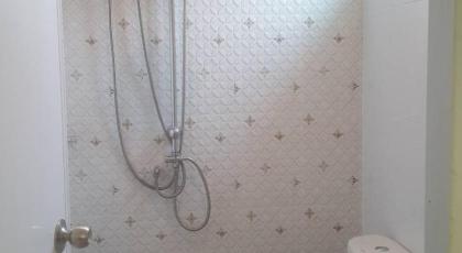 OYO 75396 Look Shine Apartment - image 22