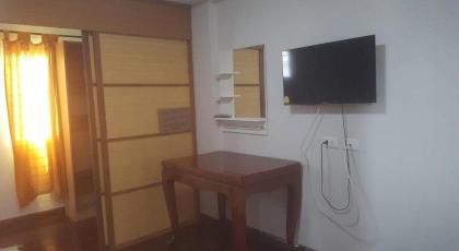 OYO 75396 Look Shine Apartment - image 25