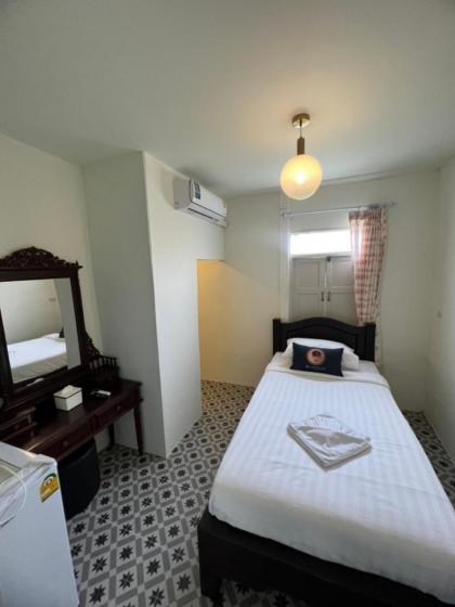 RoomQuest Rim Praya Dinsor Road - image 23
