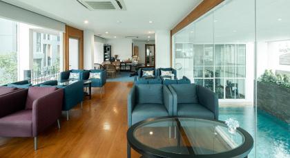 Schloss at Thonglor - image 21