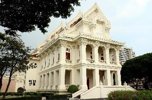 Modern one bedroom 55sqm. - great location - main image