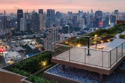 Luxury room in condo with city view & facilities - image 10