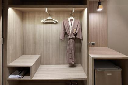 Grace At Five by Grace Hotel Bangkok - image 23