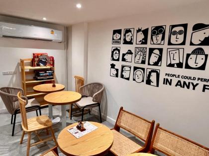 Circle Hostel Bangkok - image 27