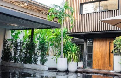 Bkk Swimming pool garden villa - image 25