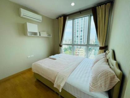 Comfort stay 1 BTS stop to Ari  Work Table - image 21