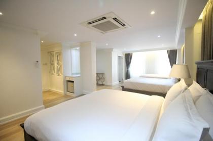 SASHA HOUSE - image 22