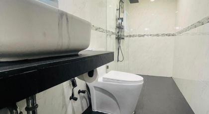Thonglor Suites Hotel - image 27