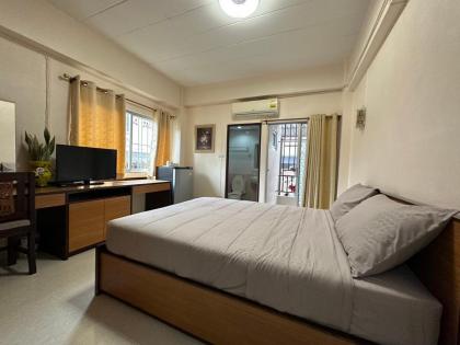 66 Apartment - image 22