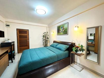 66 Apartment - image 23