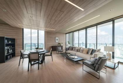 Rooftop pool gym luxury cozy studio Free Wifi  612 - image 22