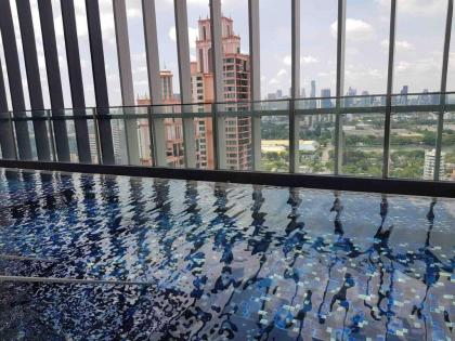 Rooftop pool gym luxury cozy studio Free Wifi  612 - image 25