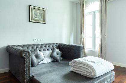 Breezy Haus in Asoke: Pool walk to BTS/MRT: Spc I - image 23