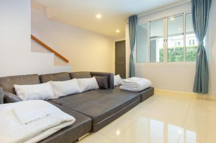 Breezy Haus in Asoke: Pool walk to BTS/MRT: Spc I - image 24