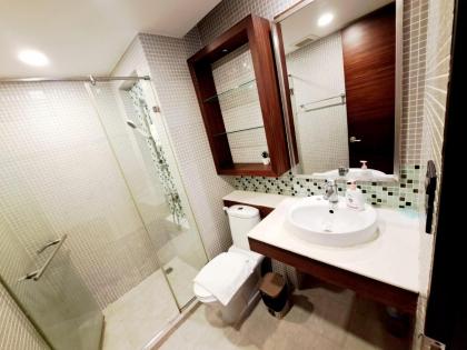 8th Floor 2brs Penthouse 700m Walk To Ekkamai Bts station - image 24
