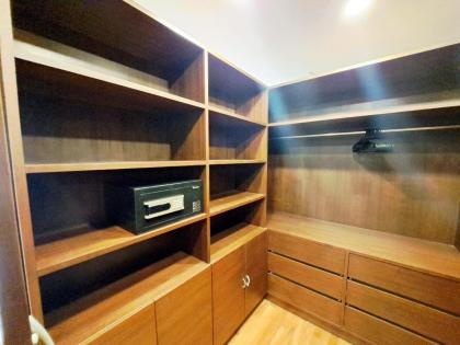8th Floor 2brs Penthouse 700m Walk To Ekkamai Bts station - image 27