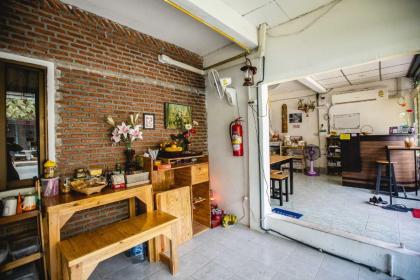 OYO 75440 Nara Hostel - image 22