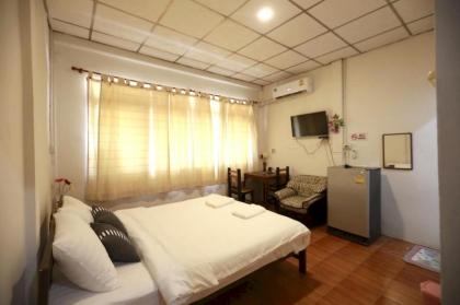 OYO 75440 Nara Hostel - image 28