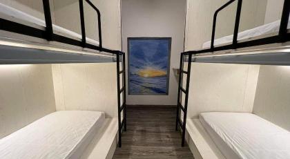 Comfy Crib Hostel Bangkok - image 23