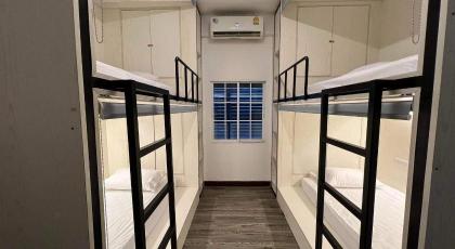 Comfy Crib Hostel Bangkok - image 26