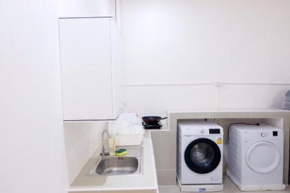 1 minute walk to BTS skytrain/ 6bed 7bath - image 24