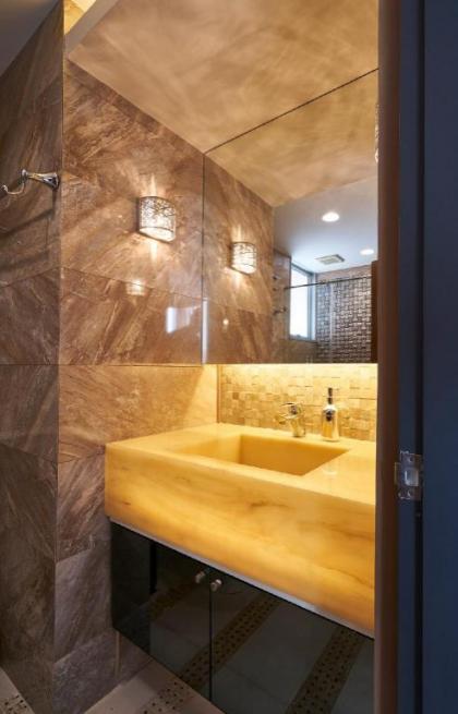 Downtown BKK LUX CONDO1 Phayathai BTS Siam Paragon - image 23