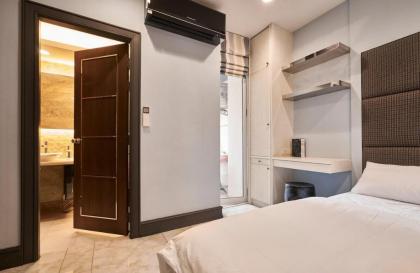 Downtown BKK LUX CONDO1 Phayathai BTS Siam Paragon - image 24