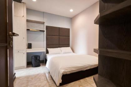 Downtown BKK LUX CONDO1 Phayathai BTS Siam Paragon - image 26