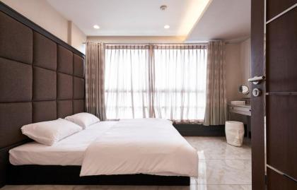 Downtown BKK LUX CONDO1 Phayathai BTS Siam Paragon - image 28