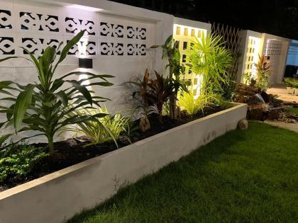 Beautiful courtyard with two bedrooms two bathroom - image 29