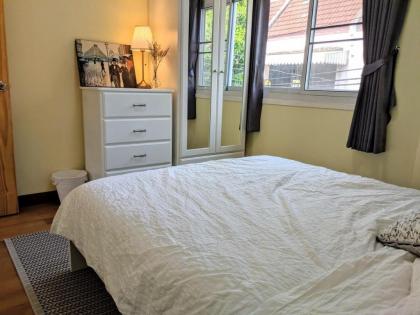 EntireSingleHouse 2br 400m-MRT HuaiKwang 2carpark - image 25