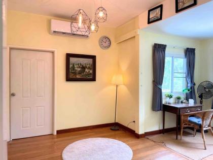EntireSingleHouse 2br 400m-MRT HuaiKwang 2carpark - image 28