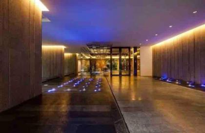 Luxury 2BR on the Clouds in Prime area Bangkok - image 26